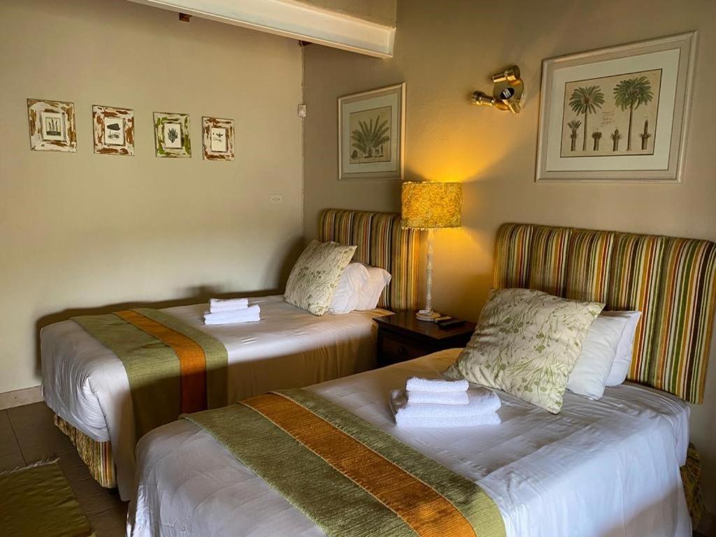 Croc River Lodge Komatipoort Eksteriør billede