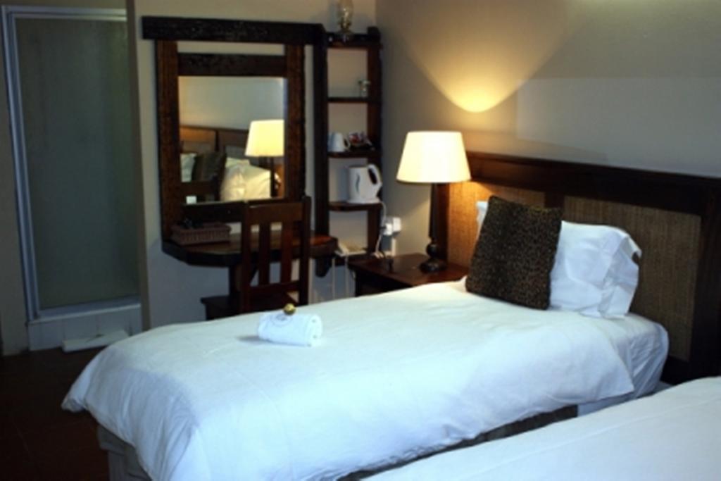 Croc River Lodge Komatipoort Eksteriør billede