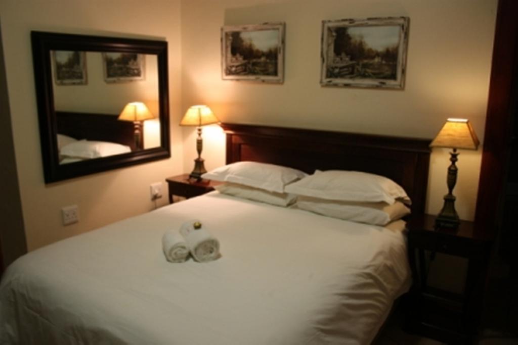 Croc River Lodge Komatipoort Eksteriør billede